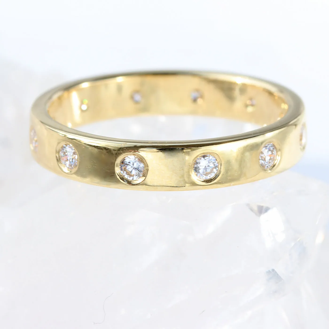 18ct Gold 3.5mm Flat Polished Diamond Wedding Ring