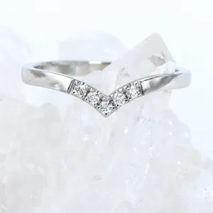 18ct White Gold Pavé Diamond Wishbone Wedding Ring