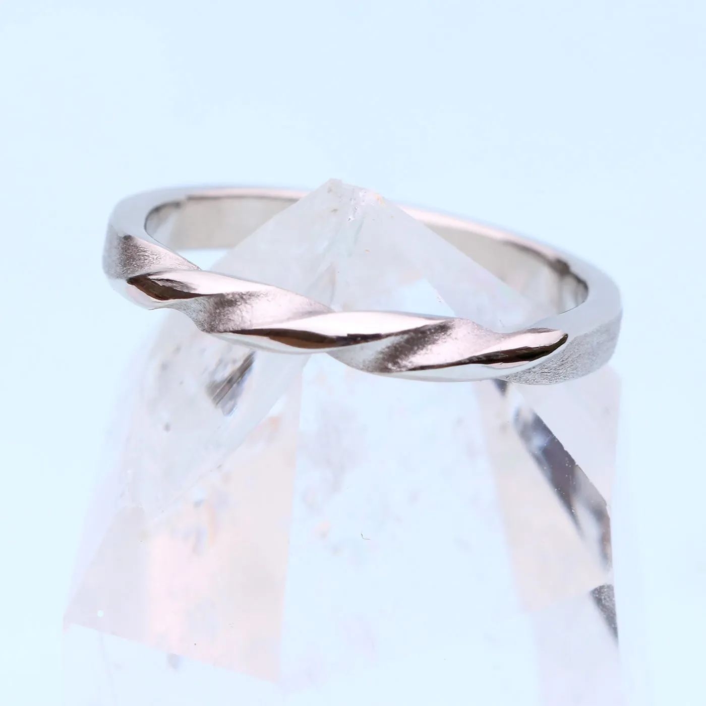 18ct White Gold Spun Silk Triple Twist Wedding Ring