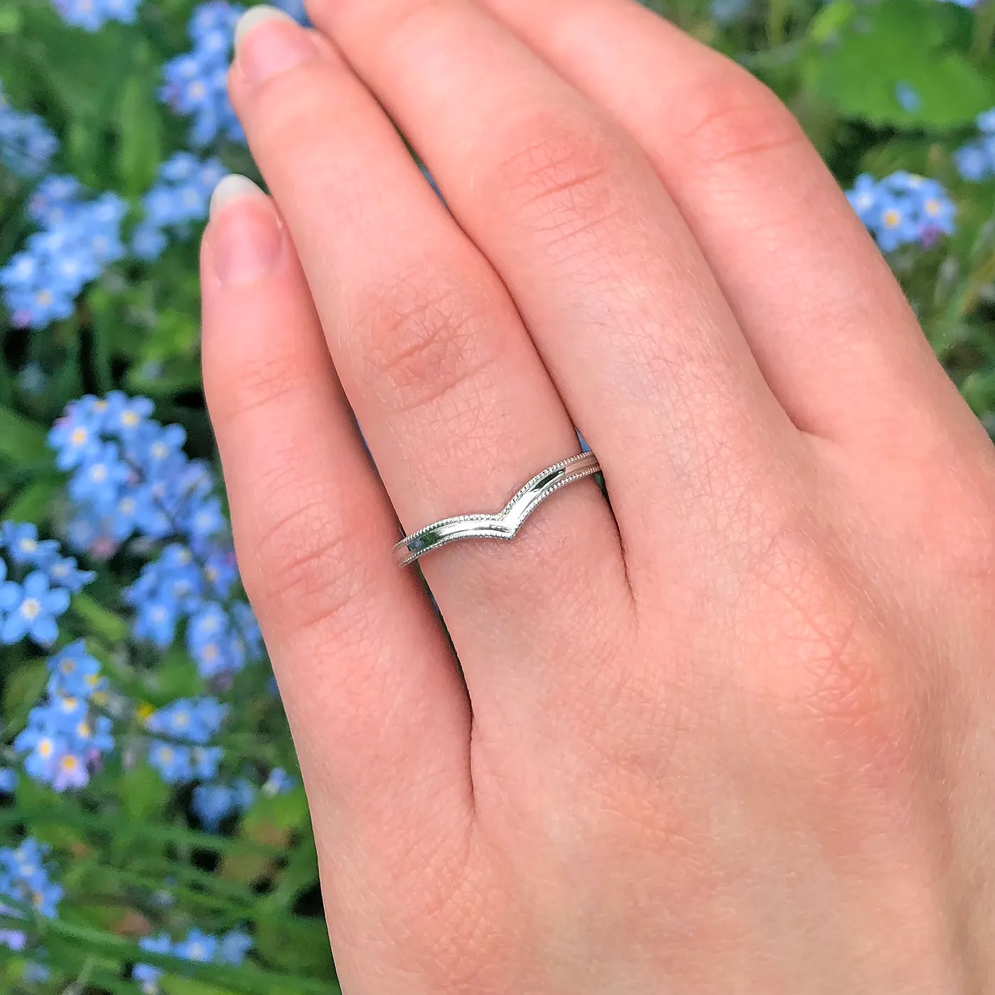 950 Platinum Milgrain Engraved Wishbone Wedding Ring