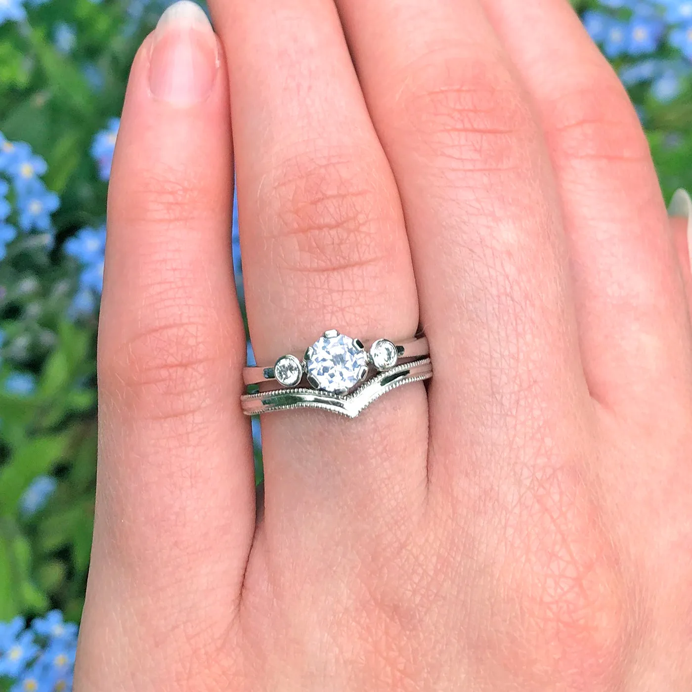 950 Platinum Milgrain Engraved Wishbone Wedding Ring