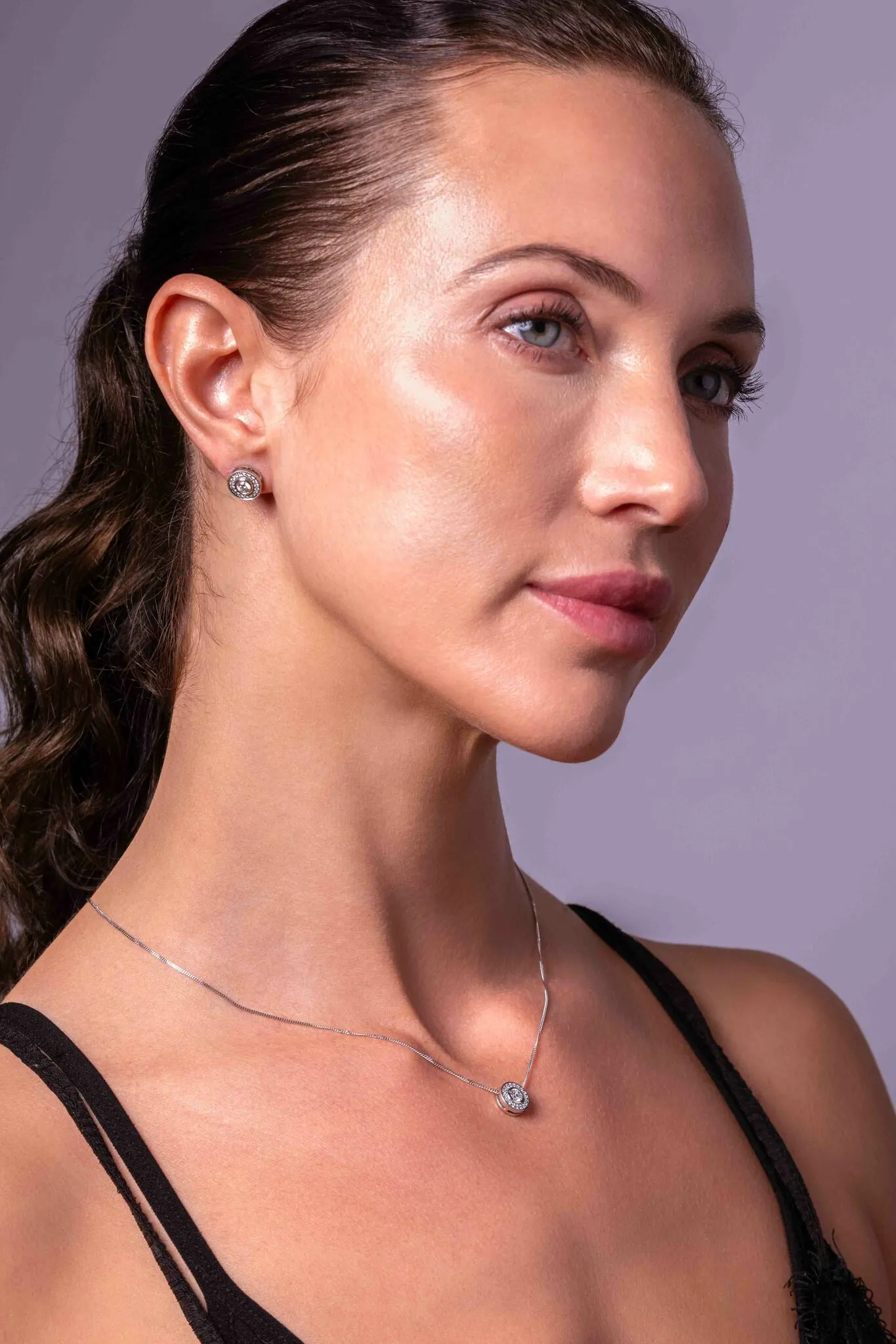 Halle Pendant