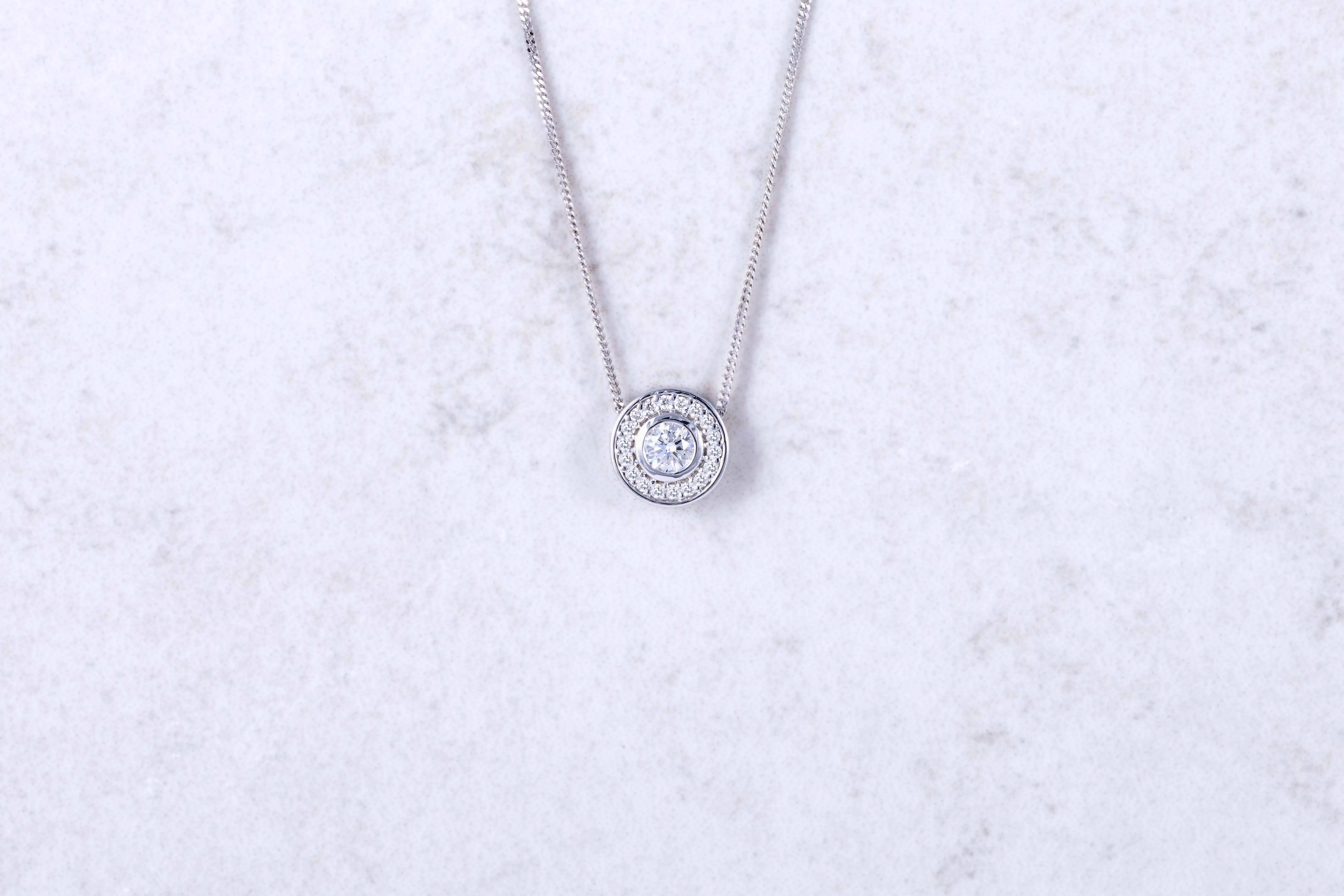 Halle Pendant