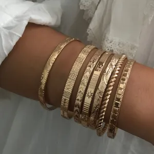 Irregular Texture Twist-shaped  Bracelet Set Of 7