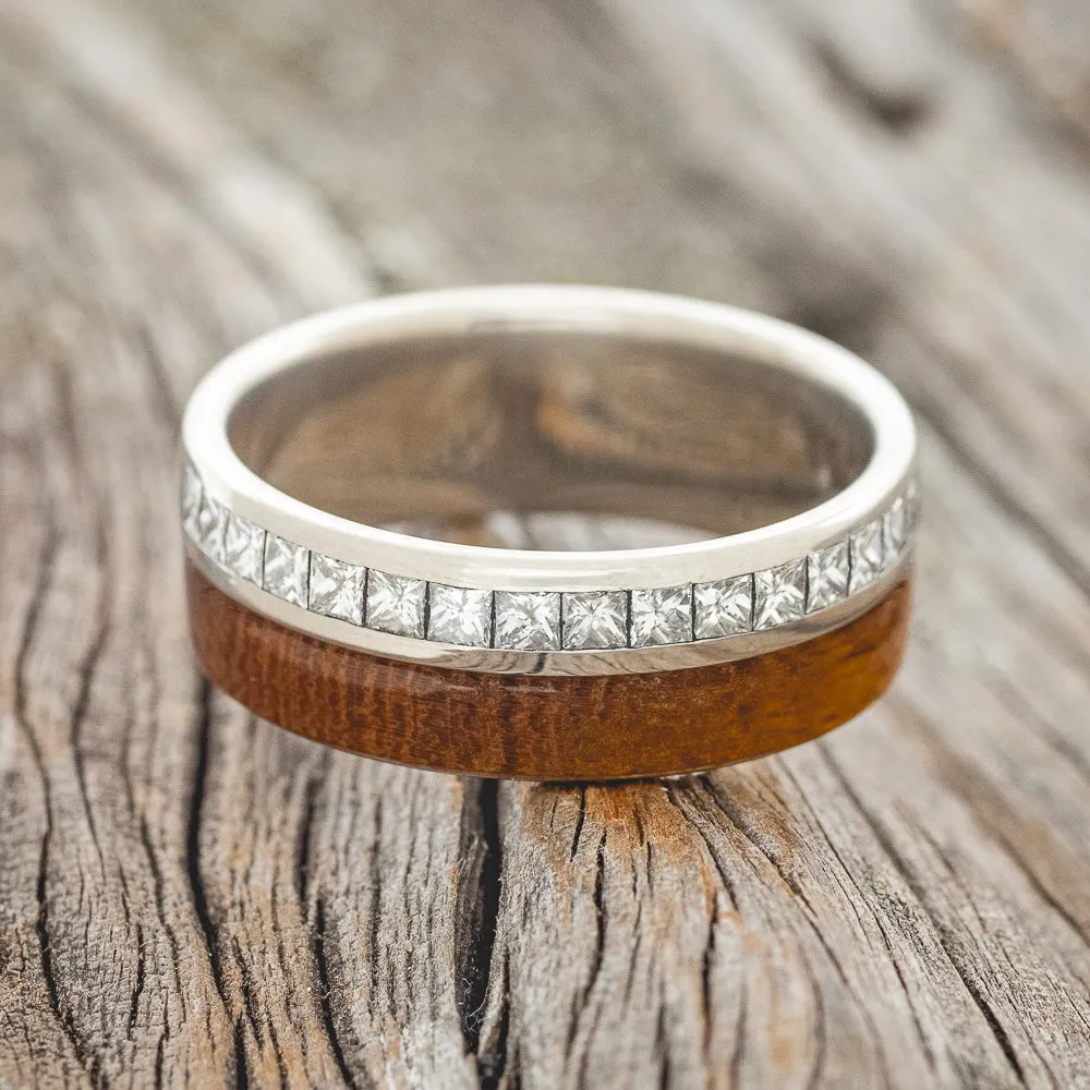KOA WOOD & DIAMOND WEDDING RING - 14K WHITE GOLD - SIZE 10 1/4