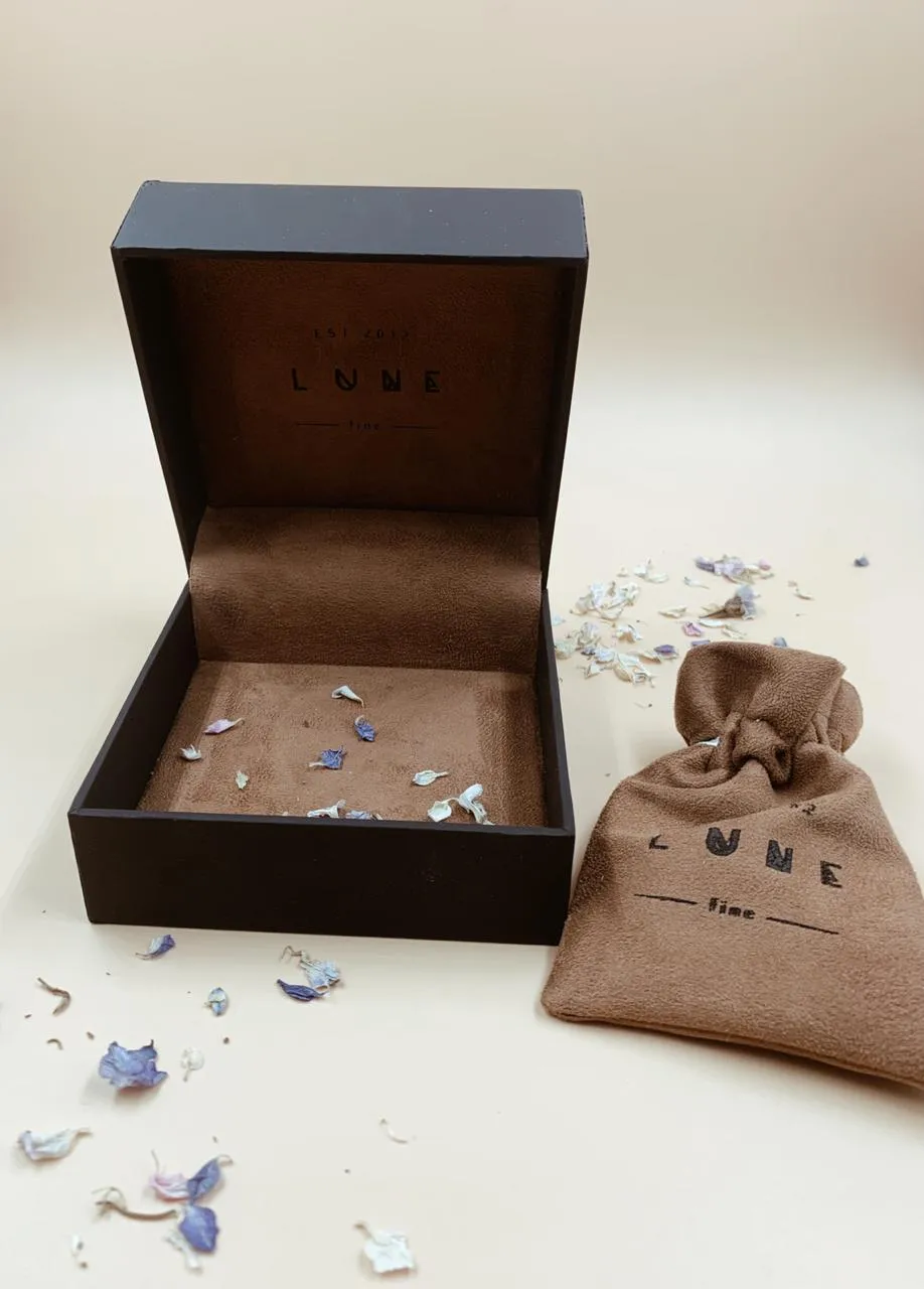 Mie Family Sun Studs | 18kt Solid Gold