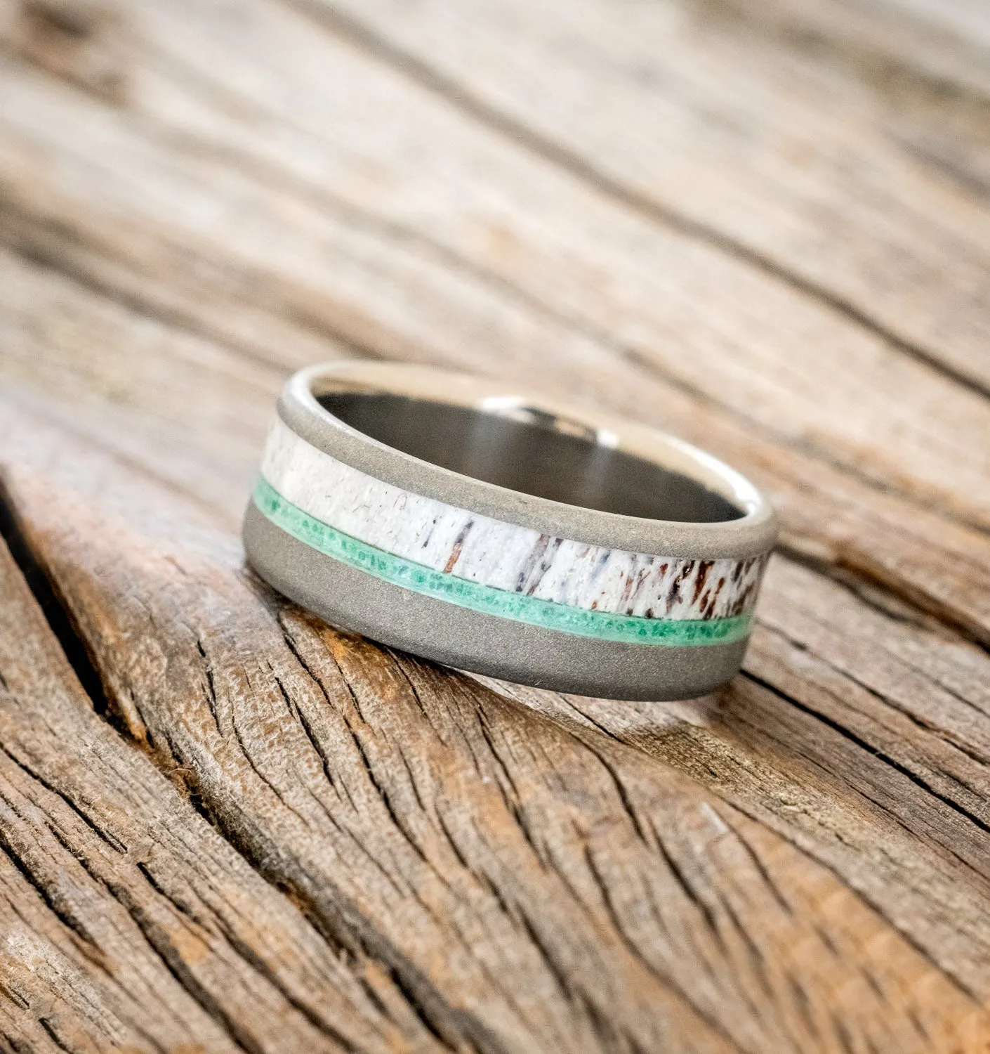 "TANNER" - MALACHITE & ANTLER WEDDING BAND WITH A SANDBLASTED FINISH - TITANIUM - SIZE 9 1/4