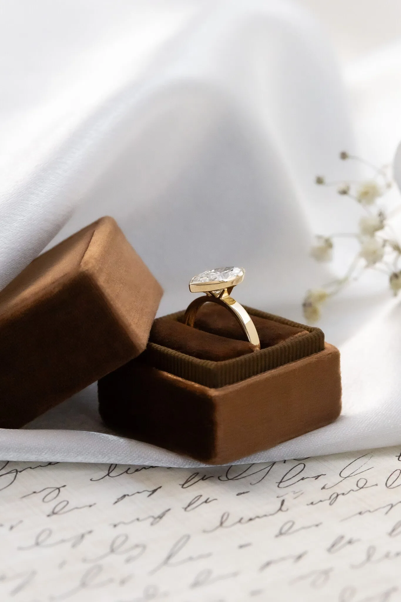 The Elena Marquise Solitaire