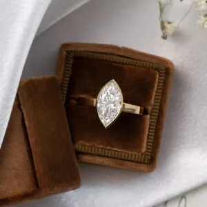 The Elena Marquise Solitaire